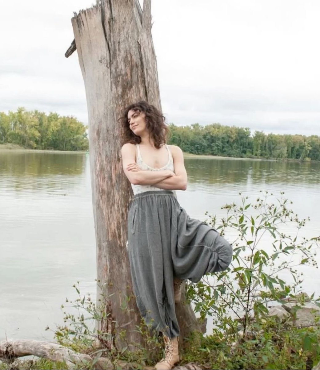 aparadisolost's tweet image. My favorite Britt vibe 🥺 come baaaackkkkkk