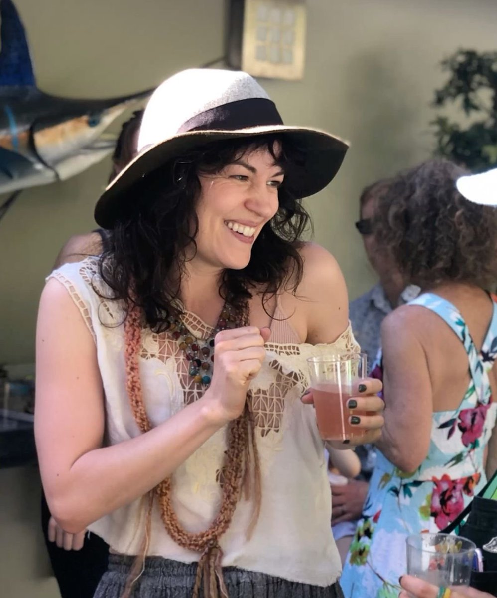 aparadisolost's tweet image. My favorite Britt vibe 🥺 come baaaackkkkkk