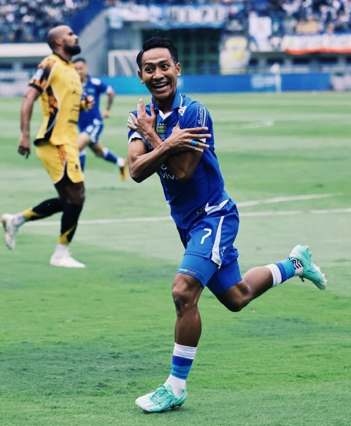 <a href="/Jakartalk/">jakartalk</a> selebrasi home and away.

bocah yg bikin panas dingin ibu kota🤣🤣🤣🤣.