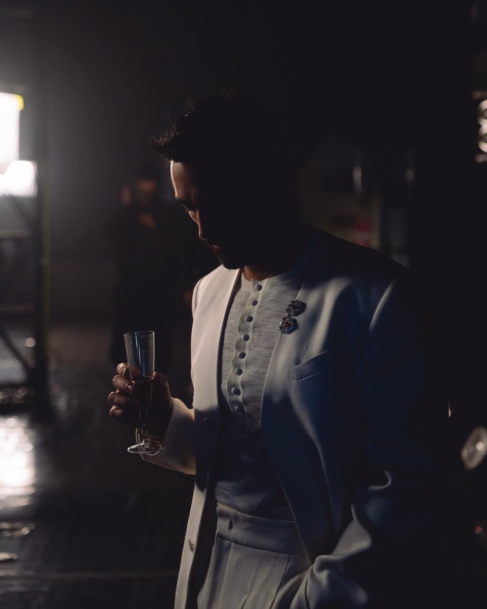 Sandrina882's tweet photo. Se l'eleganza fosse una persona sarebbe sicuramente @mengonimarco  🤍 https://t.co/ooTed4Zvnx