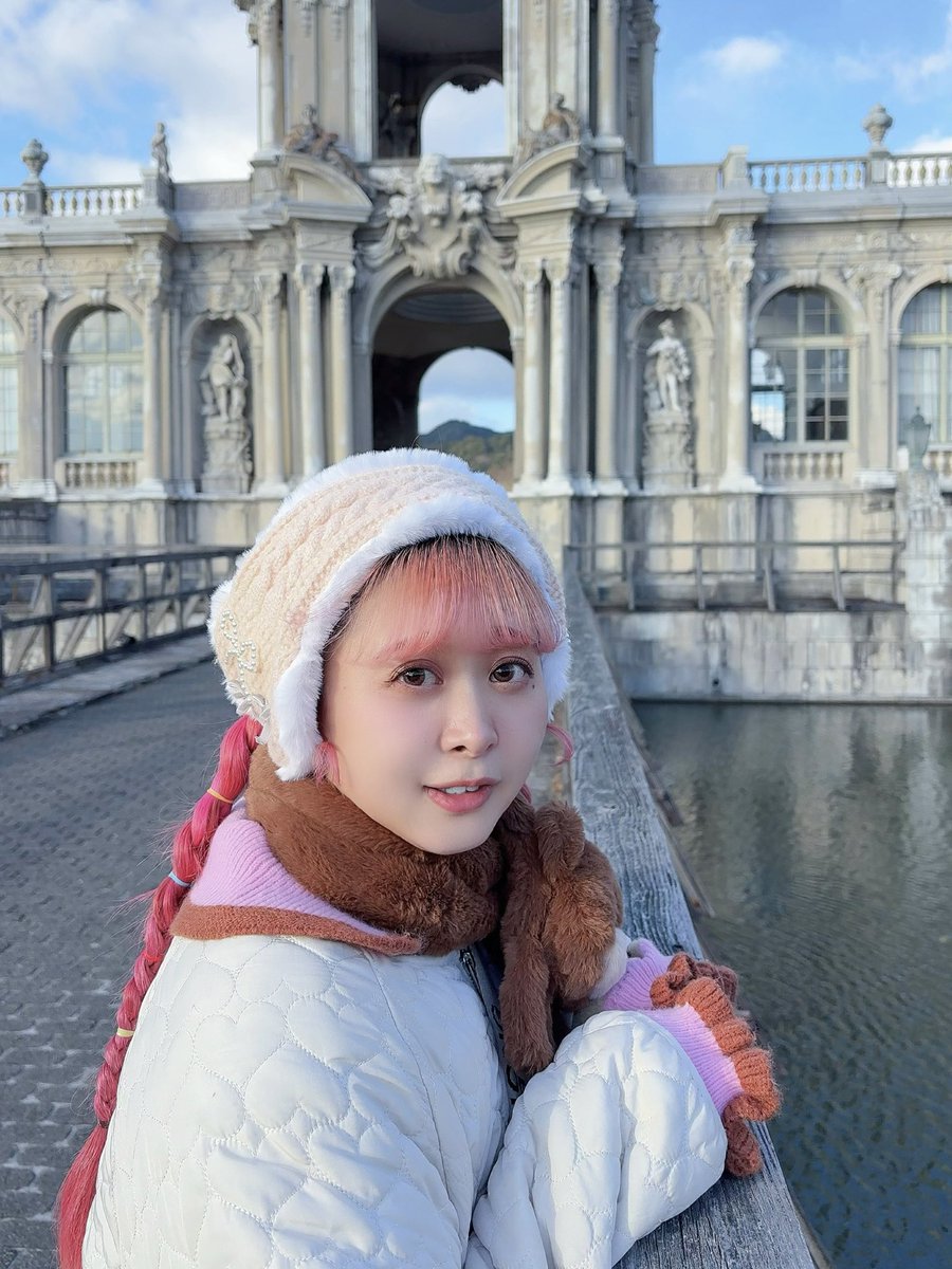 どこか

旅行にでもいきたいな。