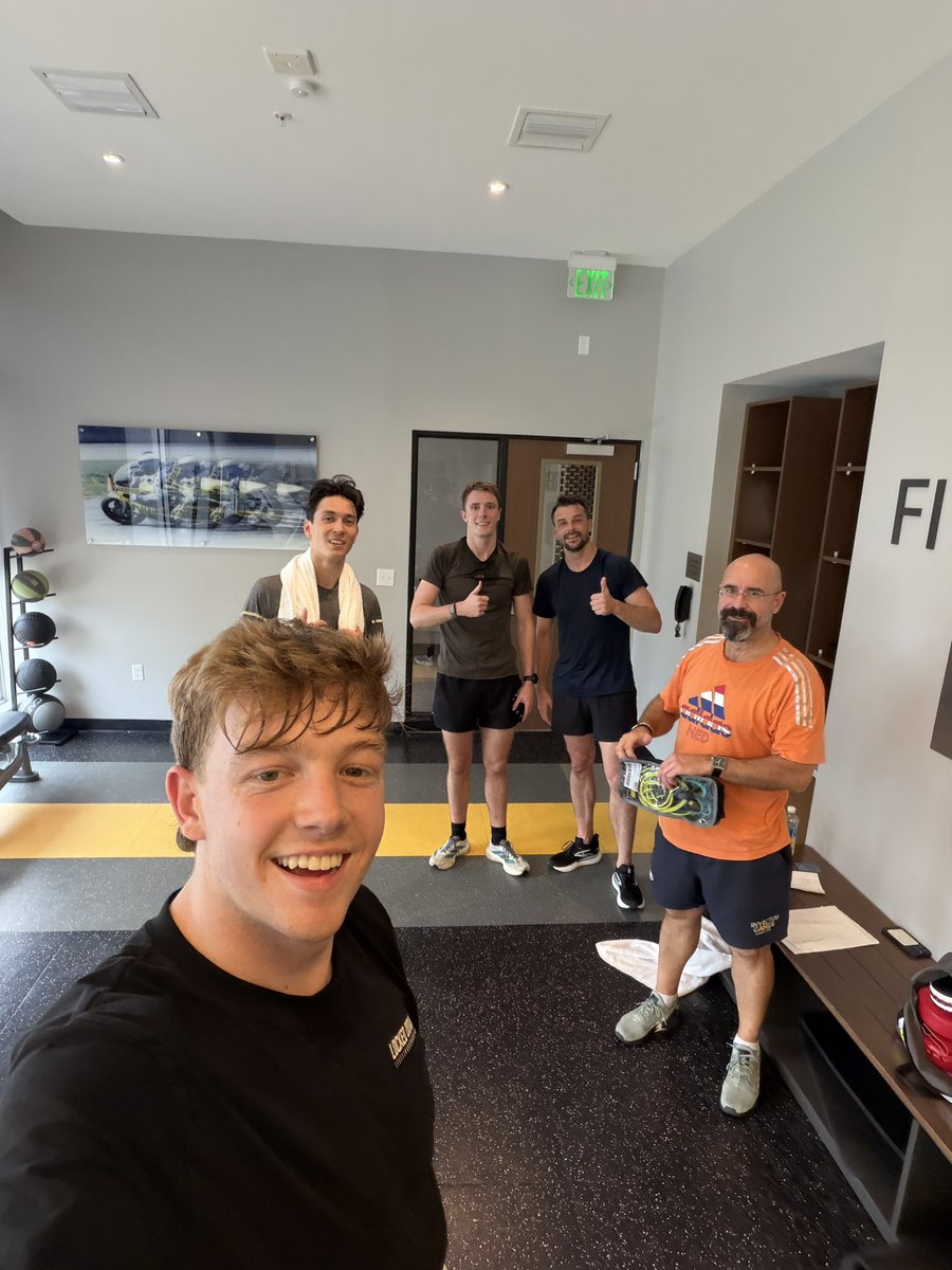 ConnorZilisch's tweet image. Successful ROAR. Ready for 24 hours with these fellas in our Caddy!👊🏼😀