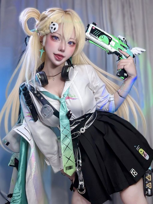 Twitterのコスプレ画像32