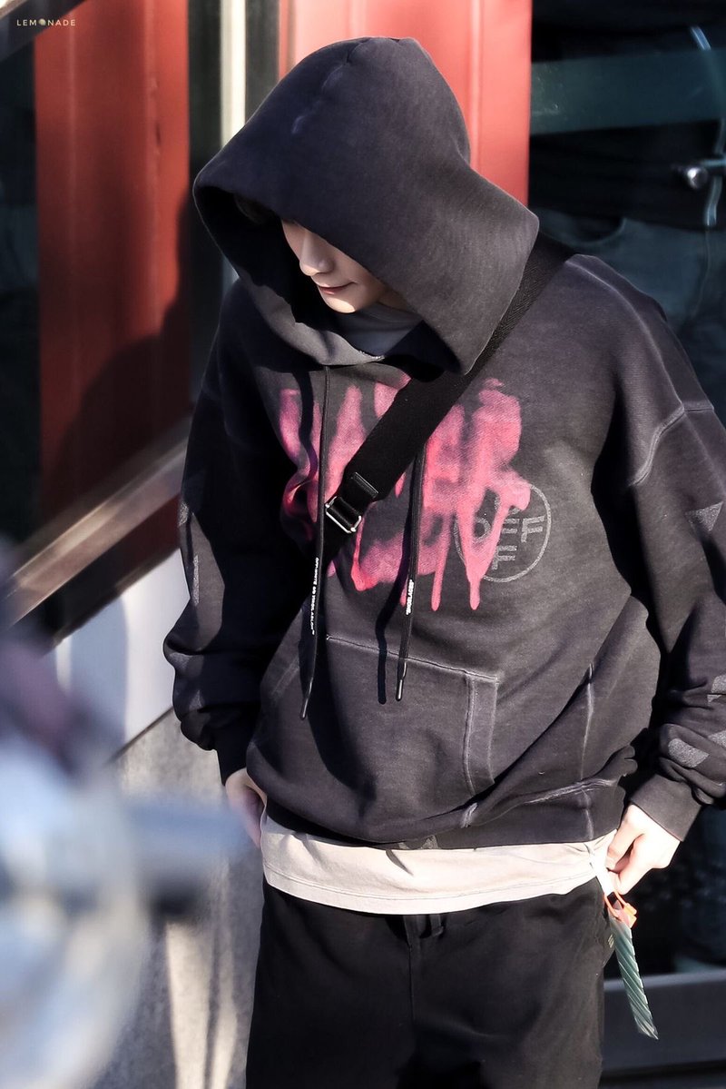 jeongtwoleeoh's tweet image. เหมือนจริง555555555555555 ยิ่งจังหวะก้มยิ่งเหมือน