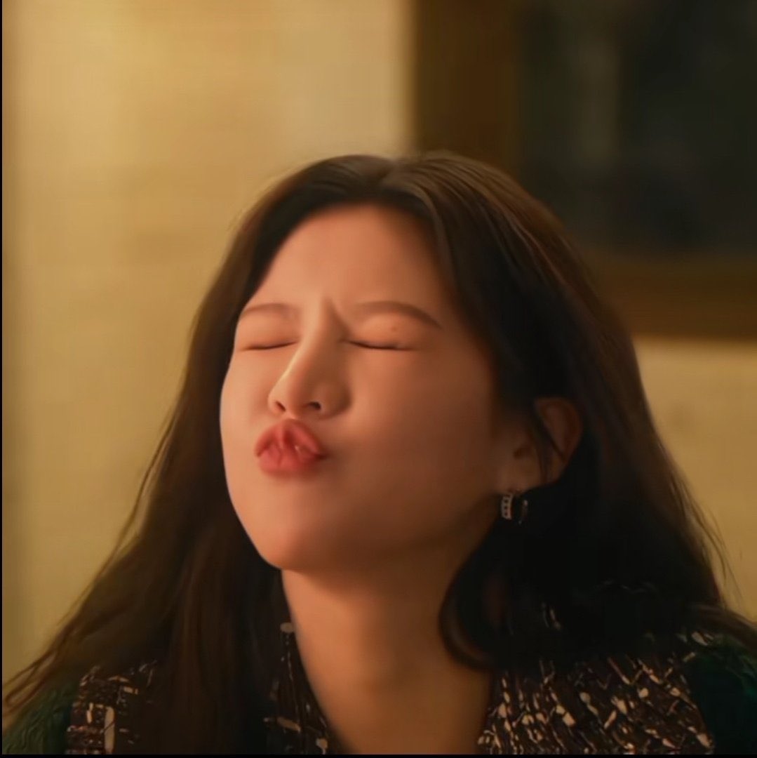 ladywitchx's tweet image. ละยุนจองคือรับบทนางเอกสายรุก แอ๊วหนุ่มก่อนตลอดไป 😂