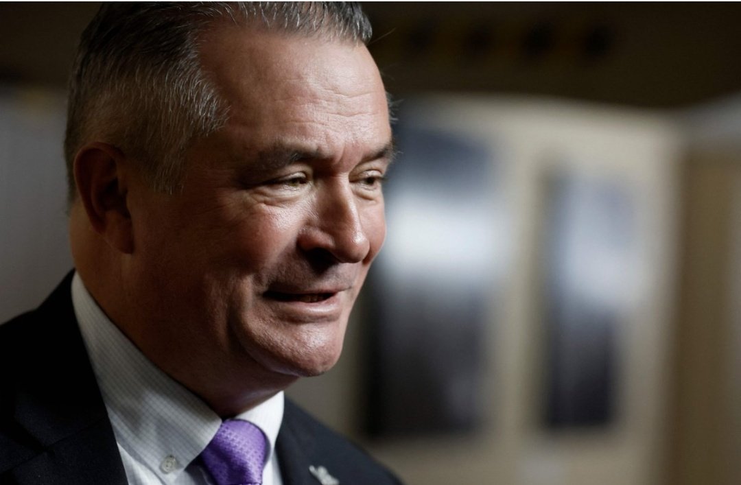 glenn_tunes's tweet image. Don bacon says that it would be the end of trump's presidency if he tried to invade Greenland 🤷 he says every republican knows this is wrong and it is time to stop threatening Americas allies 🤷 so our question here in Europe is why not stop the Trump administration today 🤷 why…