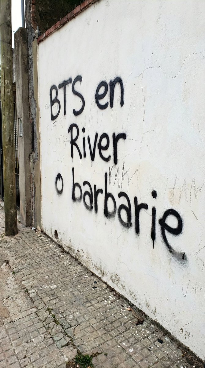 itsjiminlly's tweet image. cual de ustedes fue hermanas