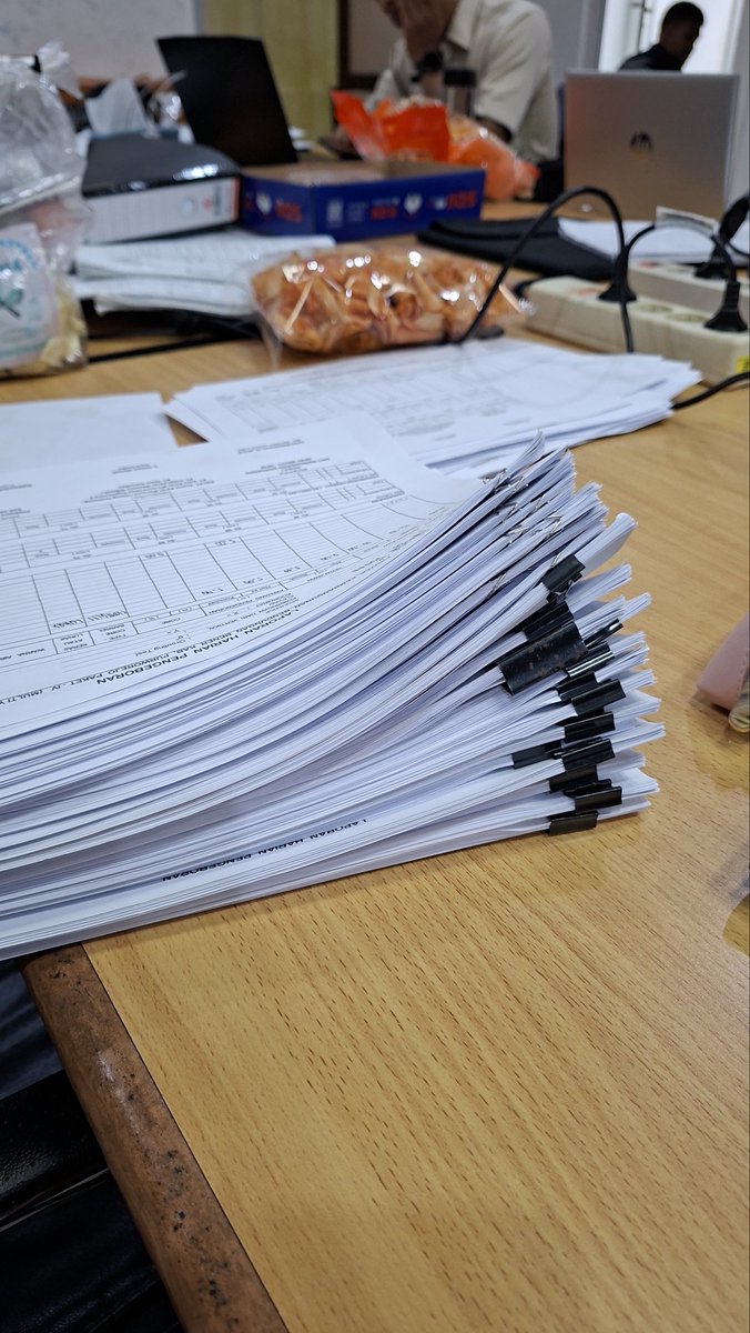 httpslalak's tweet image. day 7 udah sakit