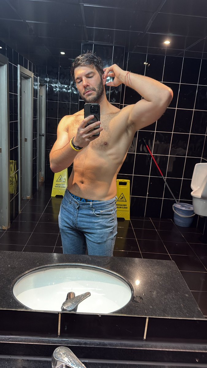 Jesús tweet media
