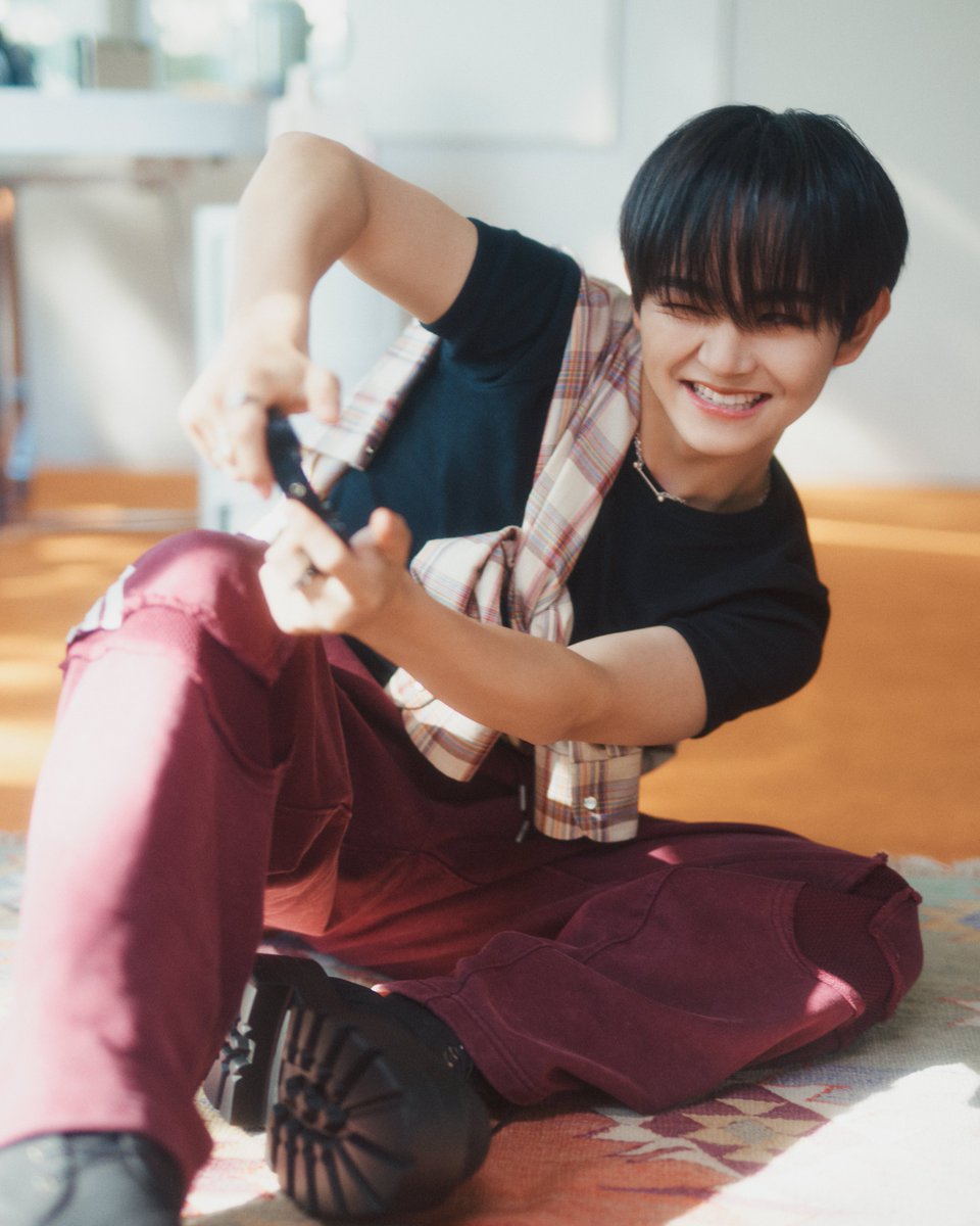 〖#FROM_TAIKI ✍️💬〗

Star Wish が公開されました！
想像と全く違くて驚いた方も多いと思います！
STARGLOWはいい意味で期待を裏切っていくグループになりたいです！
そしてこれからも自分たちしかできない音楽を発信していきます！