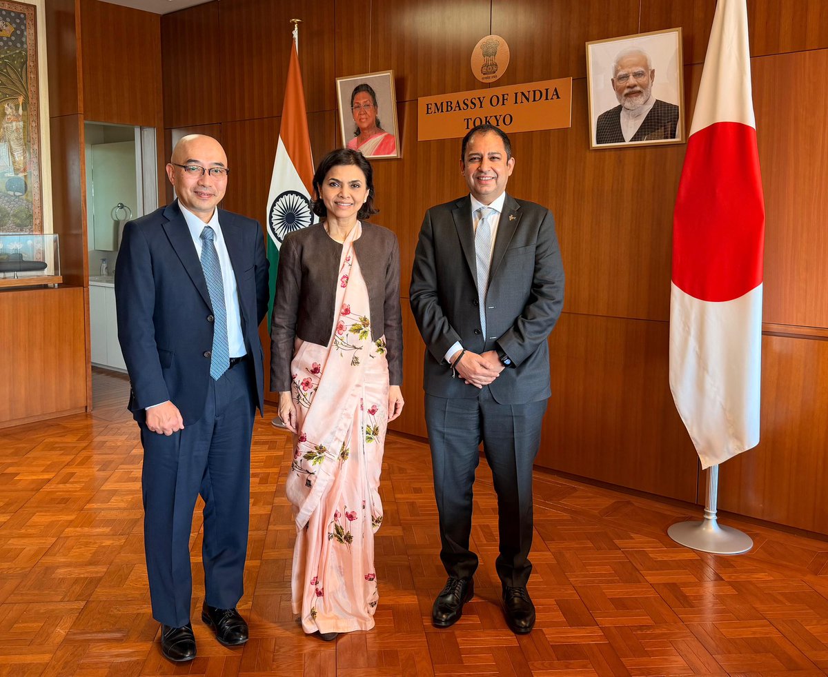 ナグマ・M・マリック次期駐日インド大使は、ニッポン・インディア・ミューチュアル・ファンド 社EDのサンディープ・シッカ氏と面会し、同社のインド事業計画について説明を受けました