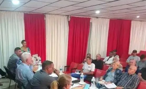 👏 Un cierre que abre nuevos caminos.
Finalizó el Balance del Año 2025, acompañados por el Presidente de la OSDE Agua y Saneamiento y el Delegado del INRH en Sancti Spíritus.
#Eaass #AySCuba #INRHCuba #SanctiSpíritusEnMarcha