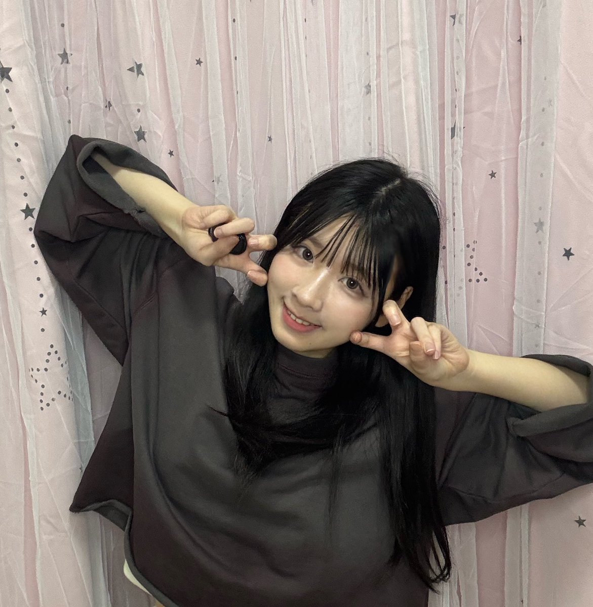 貼るカイロをお腹に貼ってたらめちゃくちゃあったかい！貼るカイロすごい！🔥🔥

 #CODERUSH  #福岡アイドル