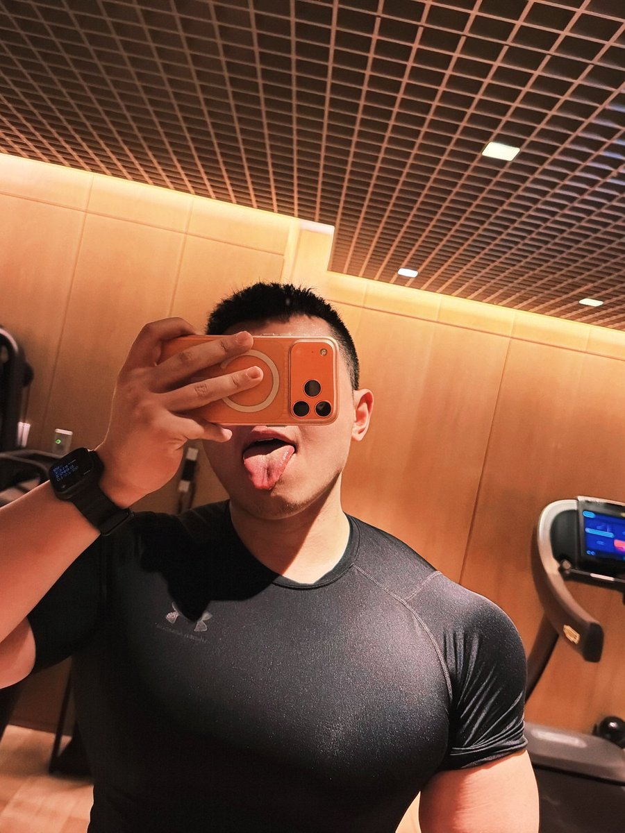 野狼喷喷（杭州 tweet media