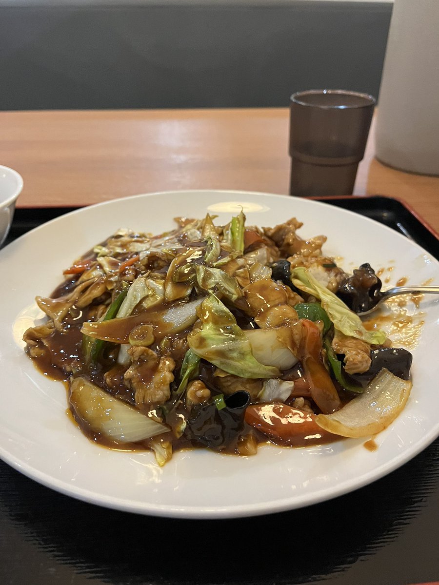 しごおわ
ホイコーロー飯