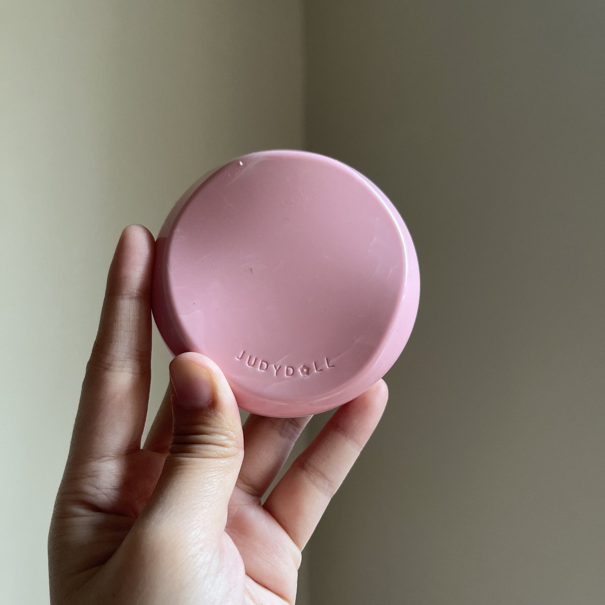 yourmalv's tweet image. Review cushion start 50k-an di kondisi kulit yg beda-beda

jerawat, bekas, sampe pas muka lg bersihan 🫰🏻