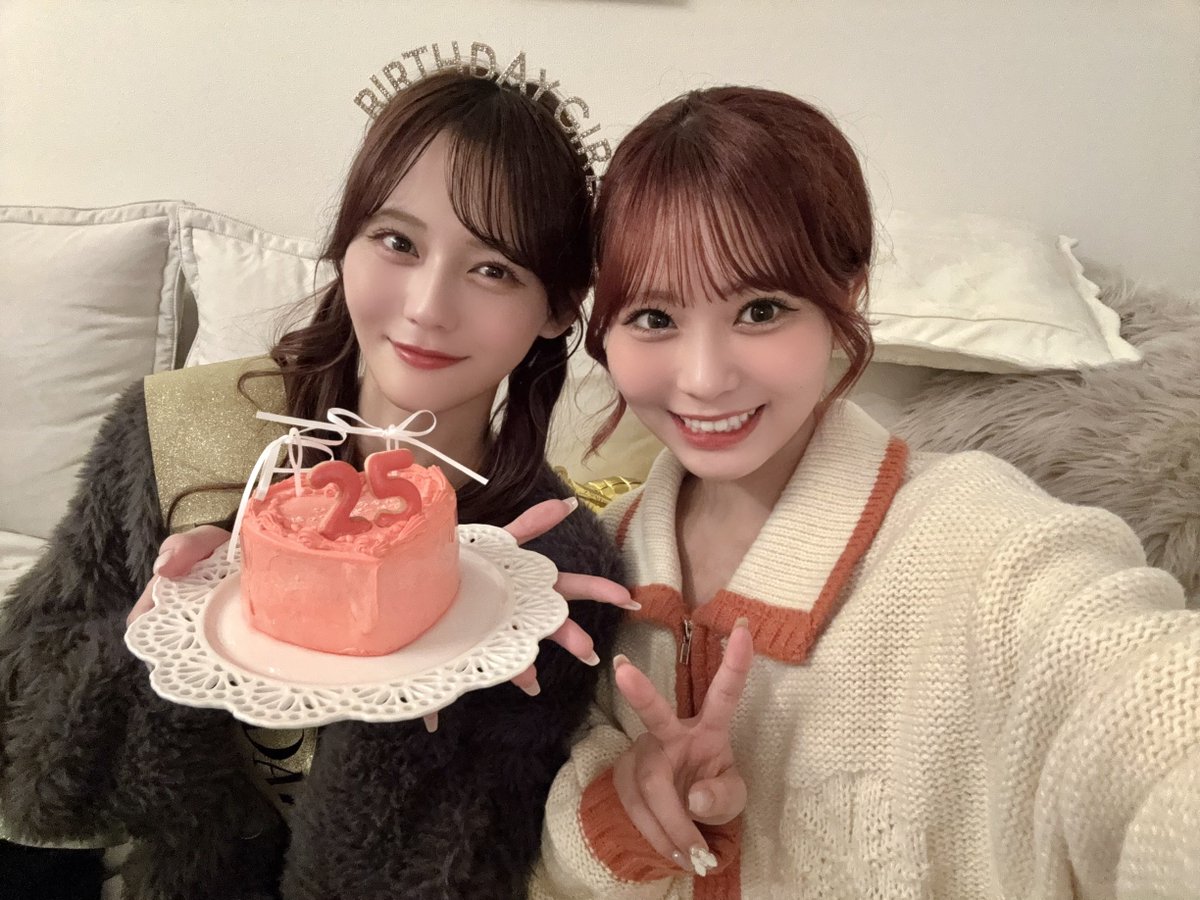 瞳ちゃんお誕生日おめでとう🎂♥️

一緒に誕生日の時間迎えられて幸☺️♡

心から頼りになる瞳ちゃん。

本当に瞳に
いつも支えてもらってると
思う日々です🥹✨

一緒に同じ時を過ごせて！嬉しい！！
大好き！！！！🍰🥲♡
#髙松瞳生誕祭2026