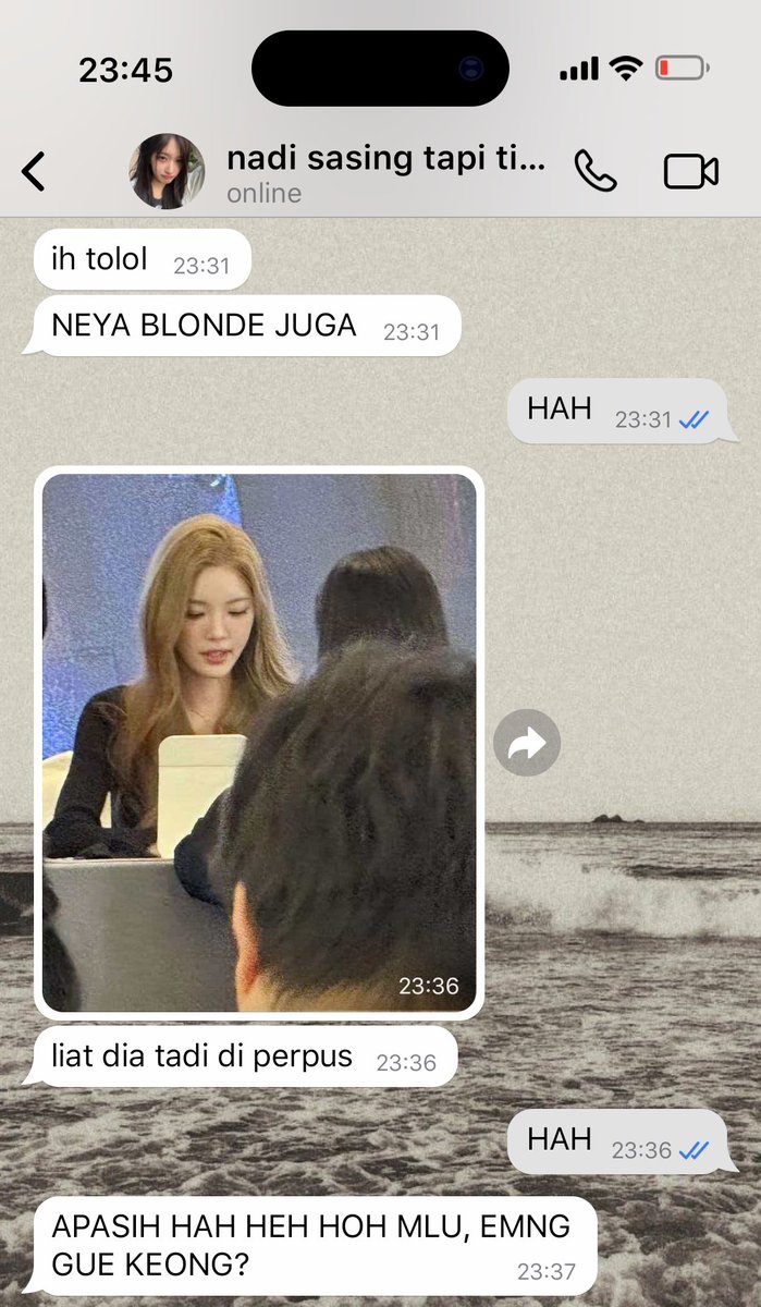 oourpaths's tweet image. when accidentally have the same hair color w your ex — a nyutella five tweets au.