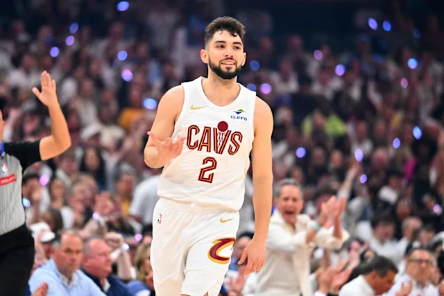 Across The Cavs tweet media