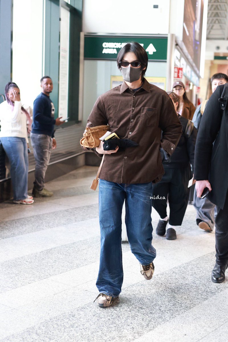 NIDZA7822's tweet image. น้องวินโครตจะเท่ห์เลย 

WIN PRADA FW26 ICONIC 

#PRADAFW26xWIN
#PRADAFW26
#PRADA @Prada
#winmetawin @winmetawin