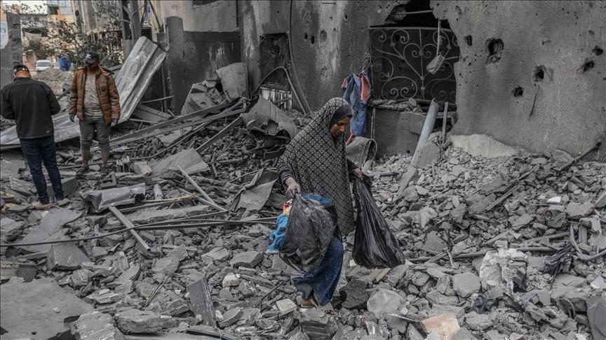 الاحتلال يواصل إبادته: ارتفاع حصيلة شهداء غزة إلى 71,550. التفاصيل في #غزة 