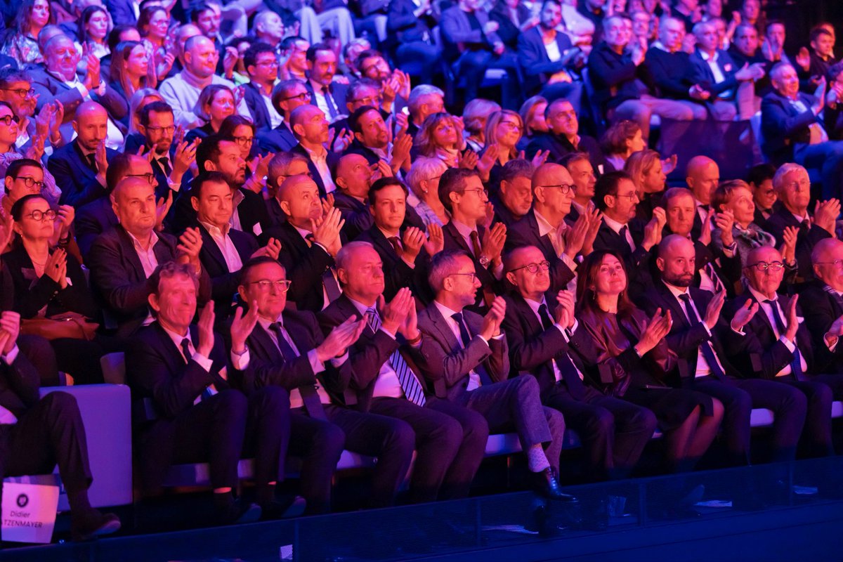 Nico_Poux's tweet photo. 1200 entrepreneurs et décideurs économiques réunis pour la soirée des vœux des forces économiques 
@cpme31 @MEDEF31 @fbtp31 #uimmOccitanie #cci31 https://t.co/m32JG6hI5s
