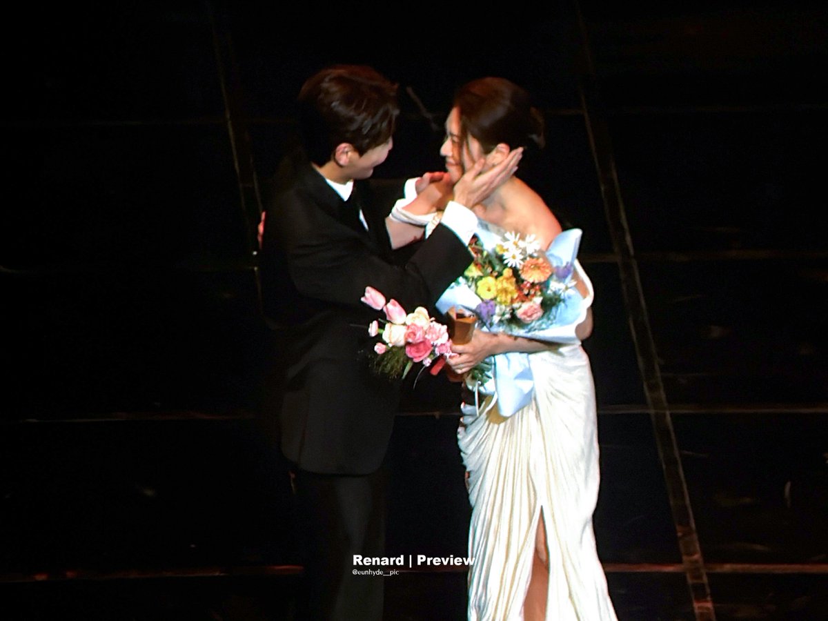 260119 한국뮤지컬어워즈 (pre.)

팀 매다리🥹🌽
#박은태 배우님
#조정은 배우님