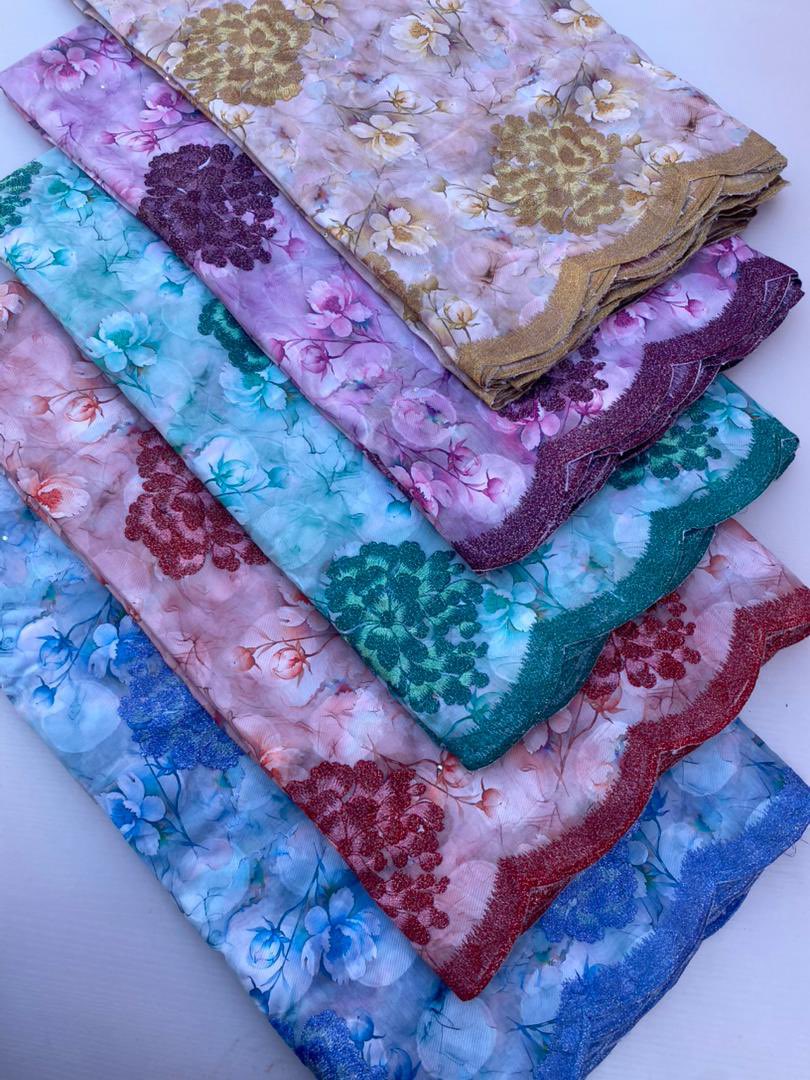 _zaymaNg's tweet photo. First frame: Exclusive floral Applique lace N165k
Second frame: luxury laffaya lace N68k
Third frame:New Embroidery voil N48k
Fourth frame:Exquisite luxury lace N135k

Send a dm to order https://t.co/6eMOpm4Tnq