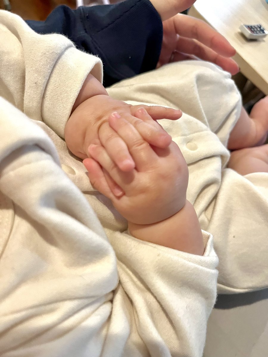 ellerine bakın çabukk yicemmm yaaaa