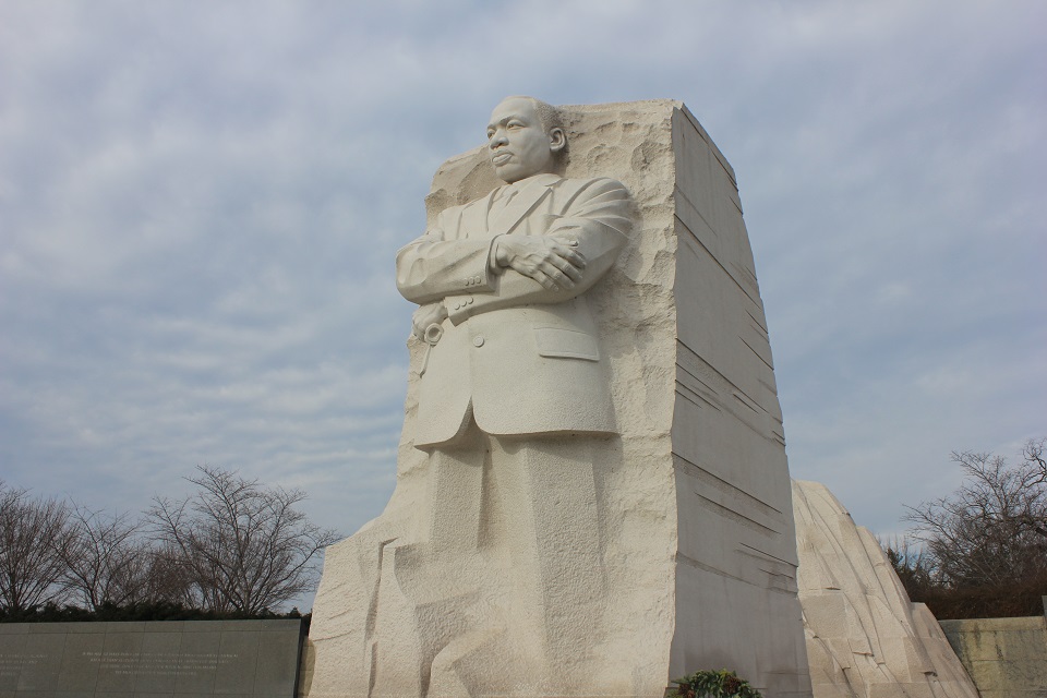 PatNovak_GCN's tweet image. Starting this year, free entry to national parks and monuments will be revoked on #MLKDay and #Juneteenth.

In direct response to #DonaldTrump's 2025 executive order, Governor #GavinNewsom is allowing free entry at more than 200 participating state parks and beaches in