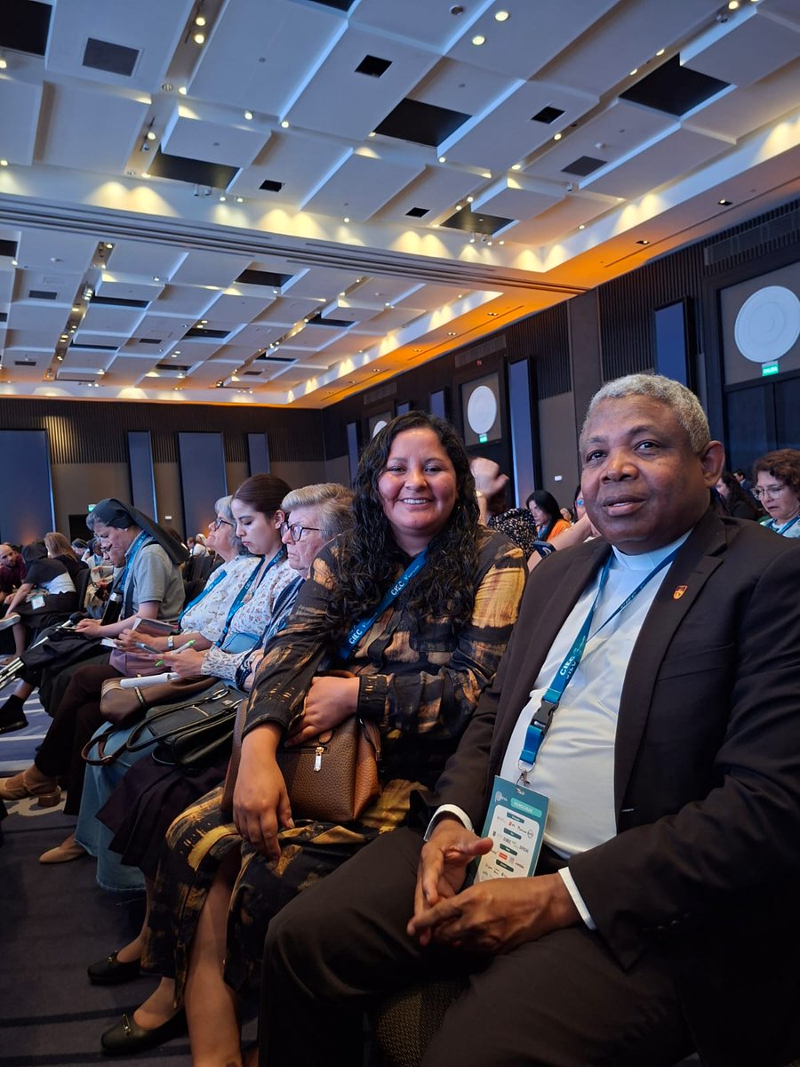 #UCATEBA participa en el XXIX Congreso Interamericano de Educación Católica #CIEC26, reafirmando su compromiso con la innovación regional de la educación católica. La institución está representada por su rector, el Rvdo. Padre Marco Antonio Pérez.
facebook.com/share/p/1HTSxC…