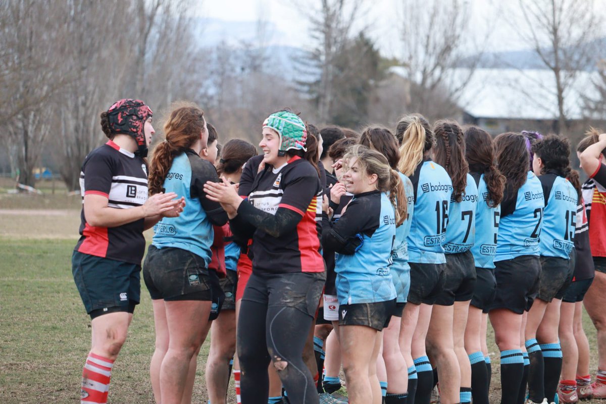 Victòria del sènior femení a Vic davant Catalunya Central de <a href="/osonarugby/">ORC Crancs</a> <a href="/RugbyManresa/">Manresa Rugby Club</a> <a href="/anoiarugby/">Anoia Rugby Club</a> 
Endavant taurones 🦈💪🏼🏉