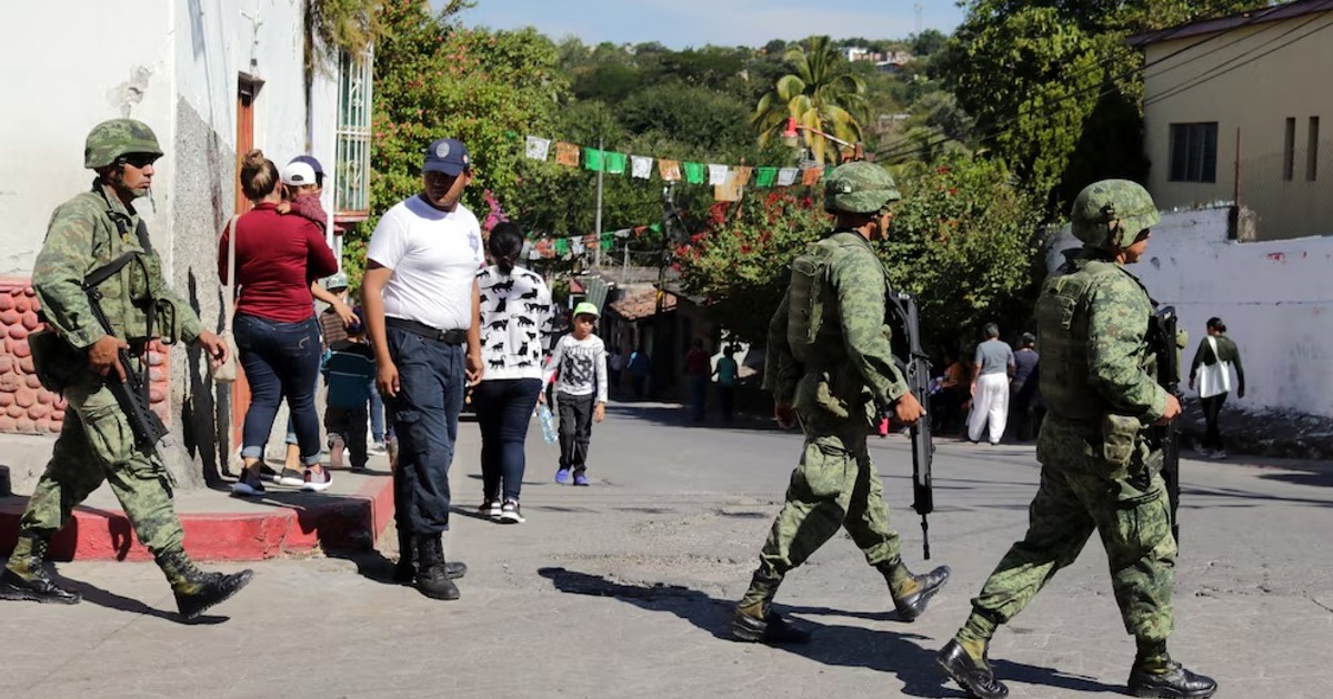 ⛽🚨 Alerta en Taxco: Desabasto de combustible en gaseras podría estar ligado al crimen organizado
#Taxco #Guerrero #Desabasto 

sinaloahoy.com.mx/portal/venta-d…