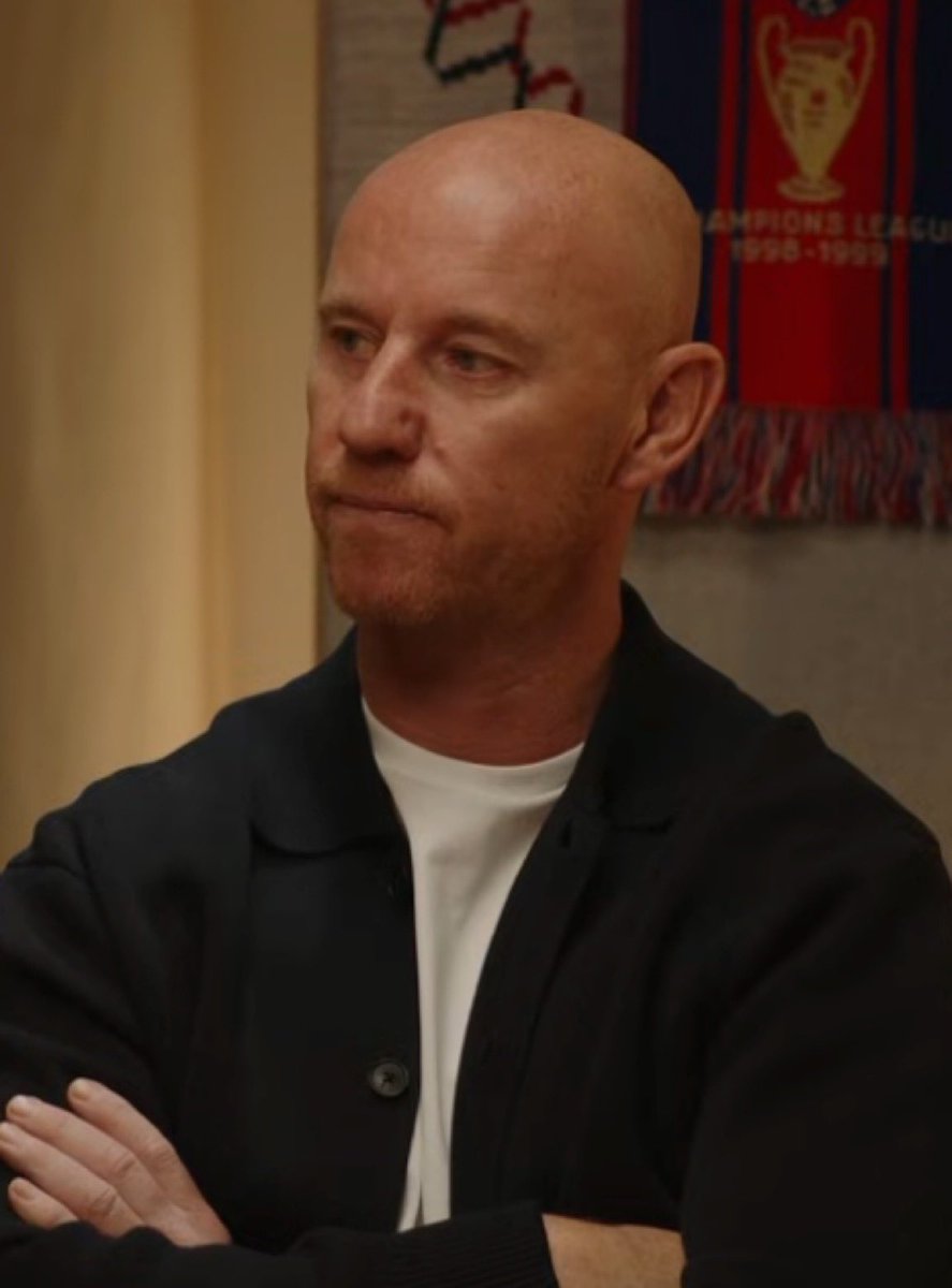 FrankEra_'s tweet image. 🚨🎙️ | Nicky Butt is SEETHING with Lisandro Martínez:

"He's telling us to come knock on his house, I'm f*cking 50 years of age, I'm not going knocking on someone's house saying can we have a chat. It's just ridiculous.

"And, if you're going to get that precious, you better be…