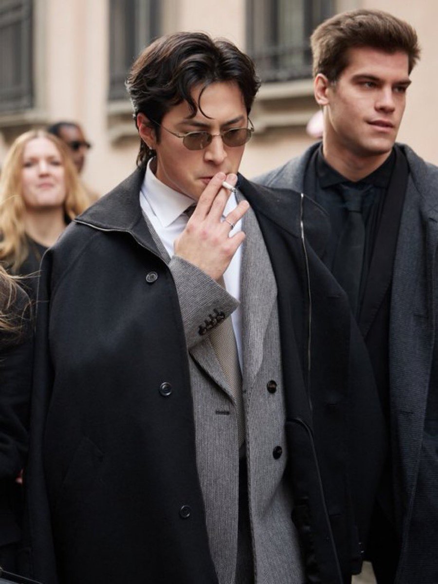 marmorakeith's tweet image. hours later im still here. he knows what he does to me. hudson williams please i leave my door unlocked every night for you yet you never come