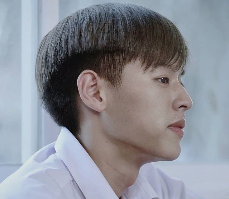 หัวสวยมากจริงๆ พึ่งเข้าใจคำว่ากะโหลกดาราอะ ไม่มีผมยังหล่อ เอาเหอะว่ะ