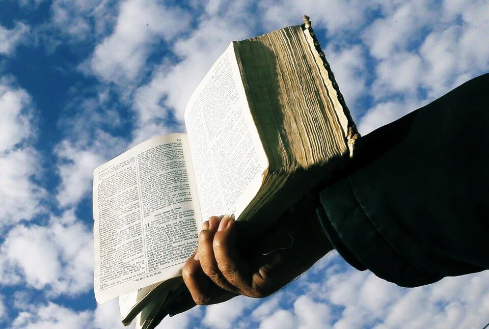 Ihunanya_chi's tweet image. There’s literally only one book that talks about a God whose very nature is love, so much love that the angels had to pause and ask, “Wait… who are humans that You’re this mindful of them?” They genuinely couldn’t understand why God loves us so much.

And in that same book, you…