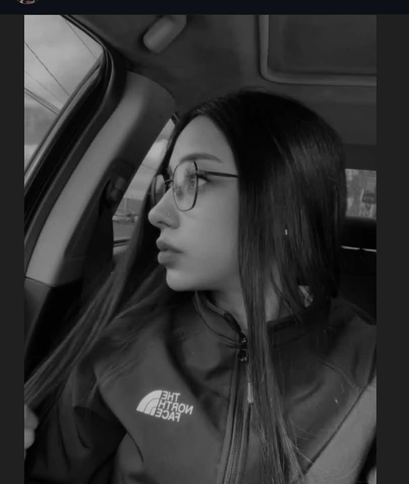 Hola, quisiera dar información sobre los supuestos “ministeriales” de <a href="/FiscaliaEdomex/">Fiscalía Edoméx</a> .

Todos ellos o la mayoría son izquierdos, aveces incluso traen armas, y se ponen en puntos estratégicos. 

Hacen el trabajo sucio de sus jefes para llevar dinero. 

La chica que aparece aquí