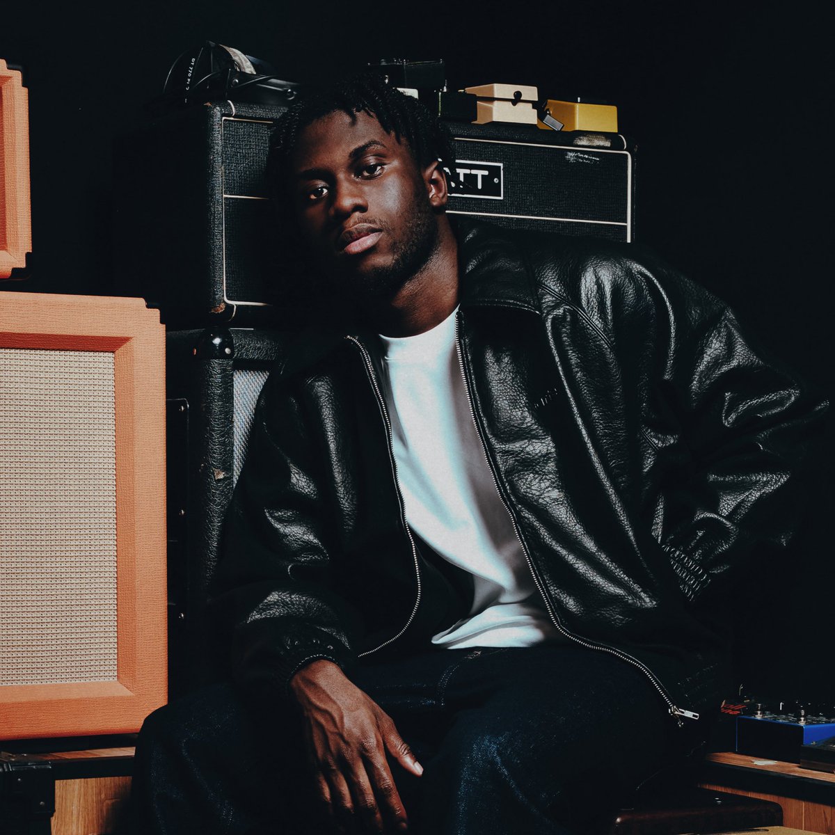 Midi/Minuit tweet media