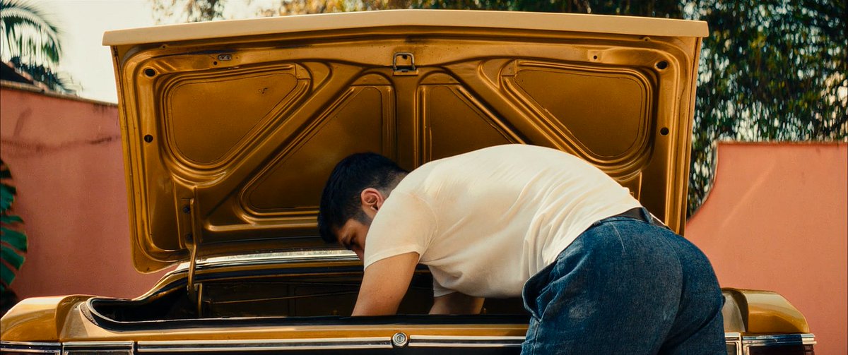 screenscaps's tweet image. gabriel leone em o agente secreto (2025)