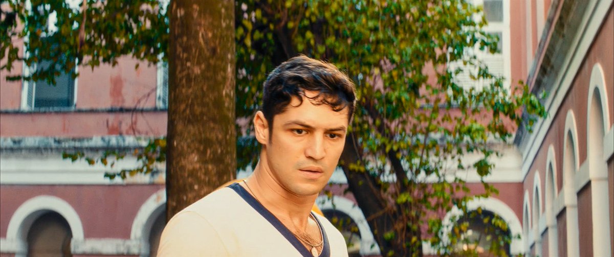 screenscaps's tweet image. gabriel leone em o agente secreto (2025)