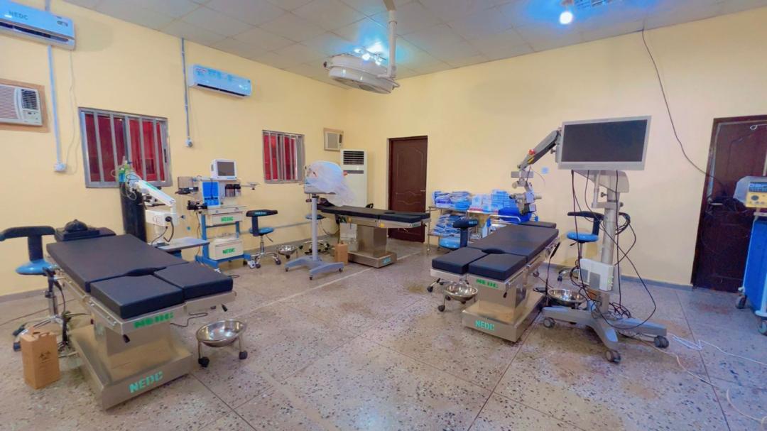 MusaIdrisUmar1's tweet photo. NEDC: strengthens eye care in North-East!

The North-East Development Commission (NEDC) has inspected newly installed ophthalmology equipment at Maiduguri Eye Hospital, Borno State and launched a two-week training programme. https://t.co/ZFIG21qfSg