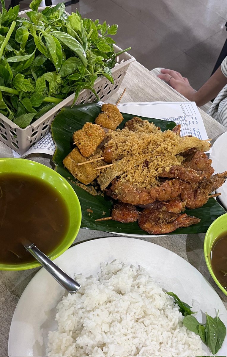 inituhnatha's tweet photo. @tanyakanrl Alam sundaa😋 https://t.co/vuKkRiKtHY