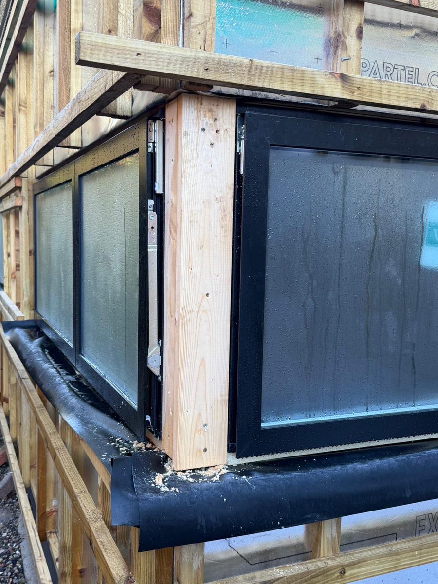 ThamesValleyWindows tweet media