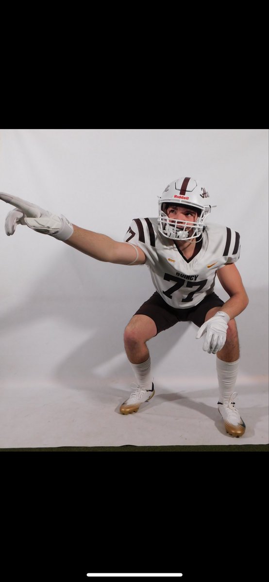 Thank you <a href="/CoachFantuzzi/">Jeff Fantuzzi</a> &amp; <a href="/QUHawksFootball/">Quincy University Football</a> for having me out for an Official Visit this weekend!!! Blessed to receive an official offer to play for Quincy!!! <a href="/CoachKillday/">Jason Killday</a> <a href="/KadeWarner/">Kade Warner</a> <a href="/revhenderson/">Coach Prentice Henderson</a> <a href="/FZS_Football/">Fort Zumwalt South Bulldog Football</a> <a href="/JPRockMO/">JP Rock</a> <a href="/GSV_STL/">Gateway Sports Venue</a> #crossthesavageline