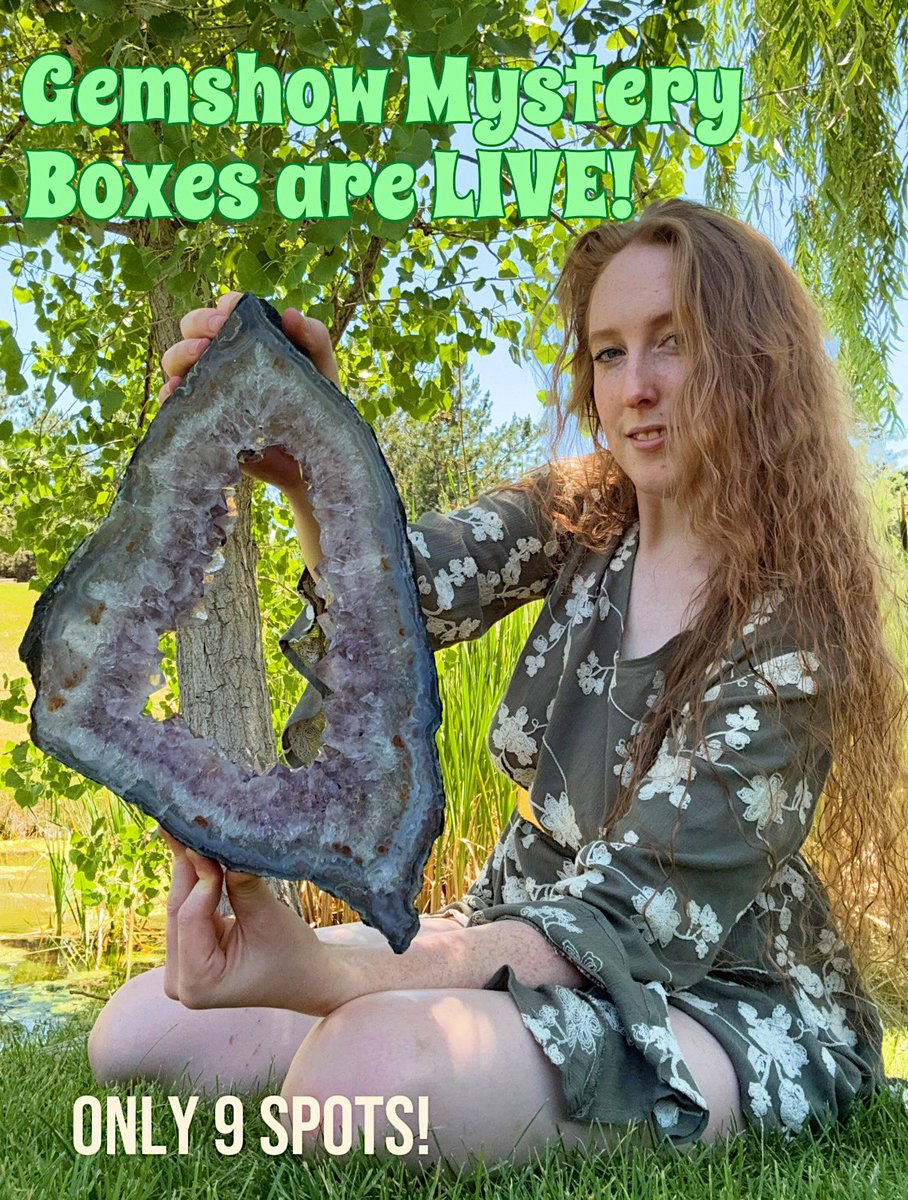 💎 Tucson Gemshow Mystery Boxes &amp; Mystery Picks are LIVE! 💎

Only 9 spots for boxes
Unlimited spots for picks

Spots close when sold out OR end of day Sunday the 25th - whichever comes first ✨

Shop here: artbyjacstudio.com/collections/al…