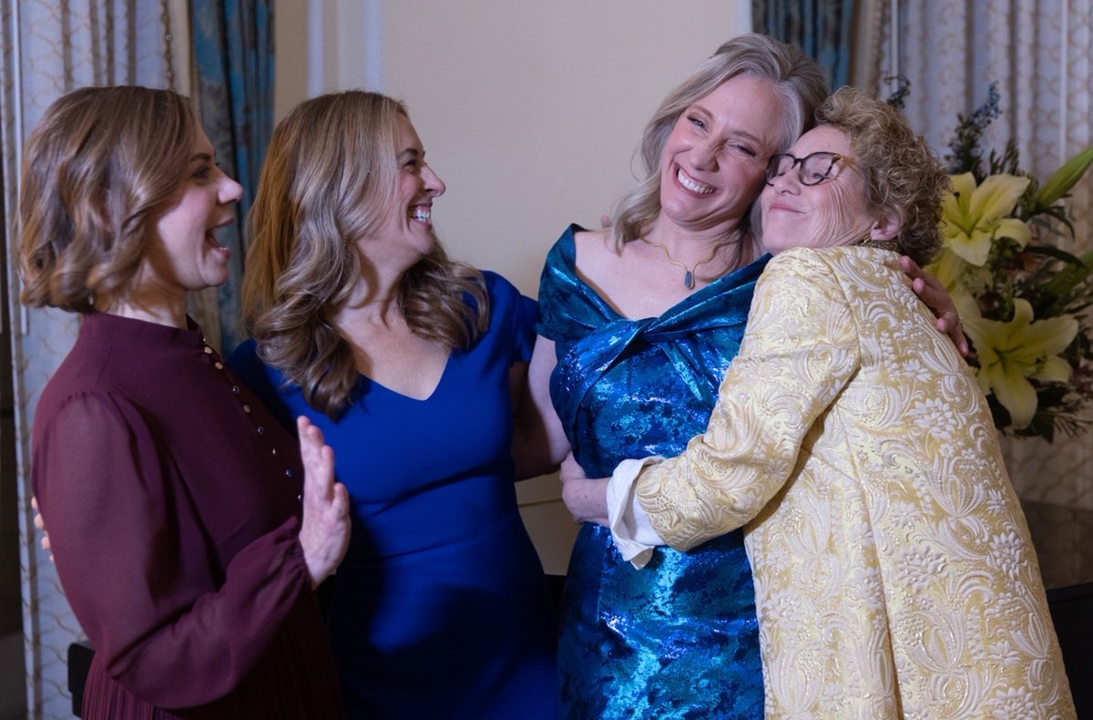 ElissaSlotkin's tweet photo. What a day watching my dear friend @SpanbergerForVA  be sworn in as Virginia’s first female governor. And so much sweeter doing with friends.  

The five of us met as first-time candidates in 2018, and all had military or service backgrounds. We immediately came together to support and learn from each other. It’s been onward and upward ever since.

@MikieSherrill, @HoulahanForPa, @ElaineLuria and I watched Abigail on Saturday with pride, knowing the people of Virginia are getting a real leader as their Governor.