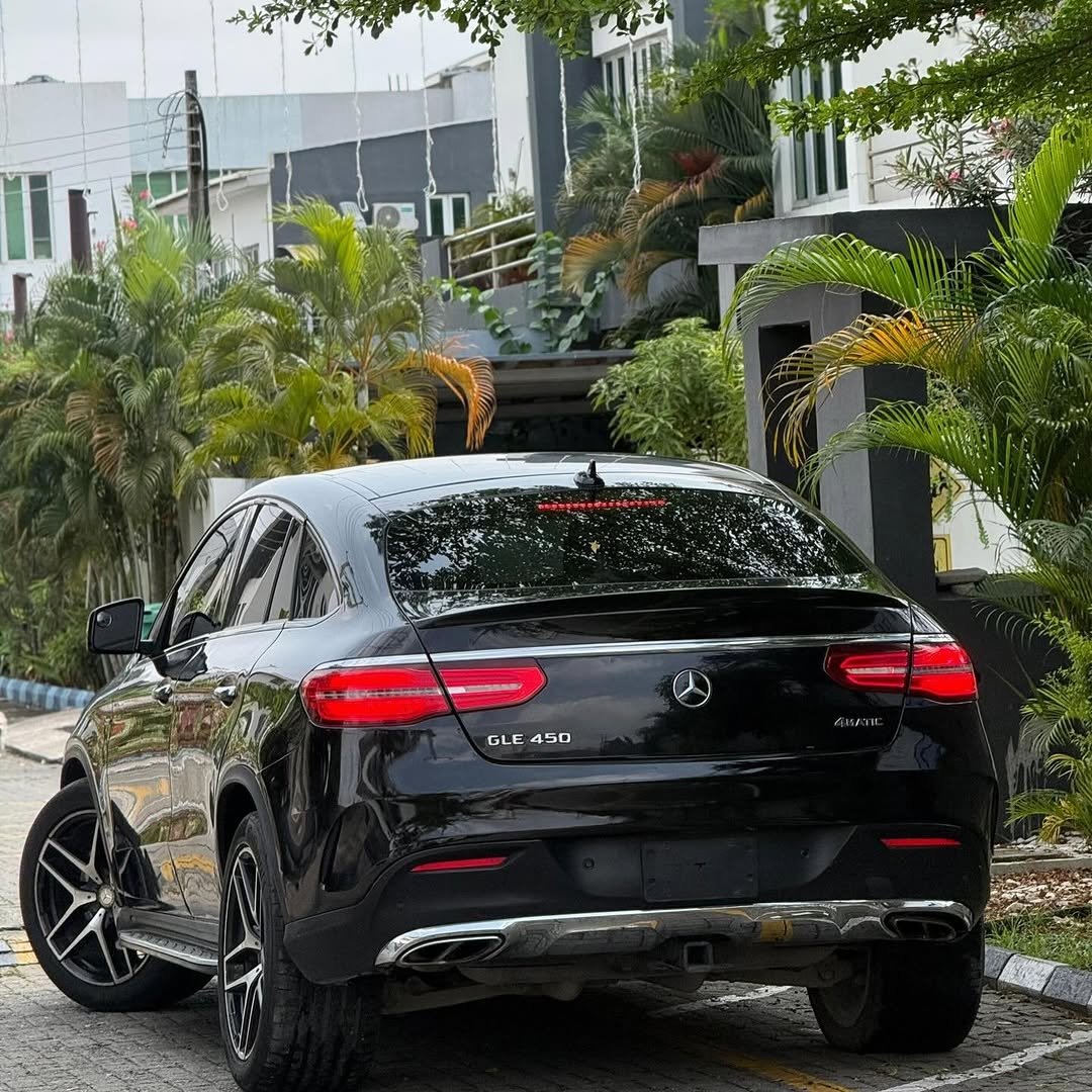 Verterex_Prop's tweet photo. 2017 MERCEDES BENZ GLE450

🗳️ Lagos 
📥 ₦45m

🎰 3.0 Liter Twin-Turbo V6 Engine 

🎰 362 Horsepower

🎰 0–60mph in 5.7 Seconds

🎰 Well-Maintained, Low Mileage

🎰 Accident-Free (VIN) https://t.co/T3sYpyeqRF