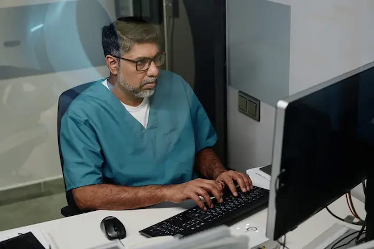 Looking Beyond The Generic #Radiology Job Tease
diagnosticimaging.com/view/looking-b…
<a href="/RadiologyACR/">American College of Radiology</a> <a href="/ARRS_Radiology/">ARRS</a> <a href="/RSNA/">RSNA</a> <a href="/BrighamRad/">Brigham and Women's Radiology</a> <a href="/BURadiology/">BU Radiology</a> <a href="/UVARadiology/">UVA Radiology</a> <a href="/JeffersonRads/">Jefferson Radiology</a> <a href="/WCMRadiology/">Weill Cornell Medicine Radiology</a> <a href="/YaleRadiology/">Yale Department of Radiology & Biomedical Imaging</a> <a href="/UNCRadiology/">UNC Radiology</a> <a href="/DukeRadiology/">Duke Radiology</a> 
#RadRes