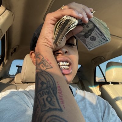 doseABM's tweet image. #NewProfilePic